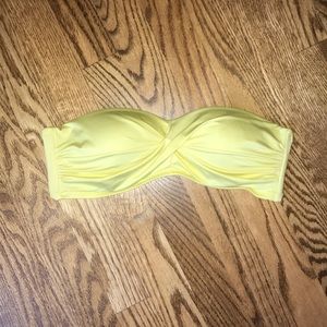 pretty yellow bandeau swim top☀️☀️